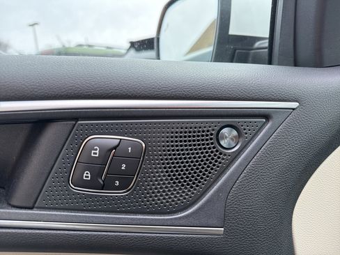 Used 2024 Ford Edge Titanium w/ Titanium Elite Package image 13