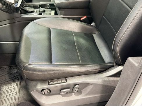 Used 2021 Volkswagen Atlas SEL R-Line image 17