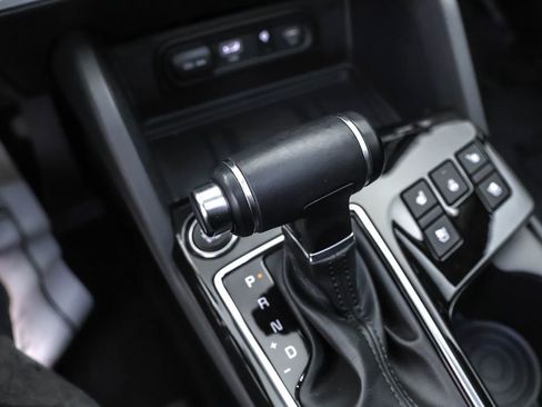 Used 2023 Kia Sportage SX image 22