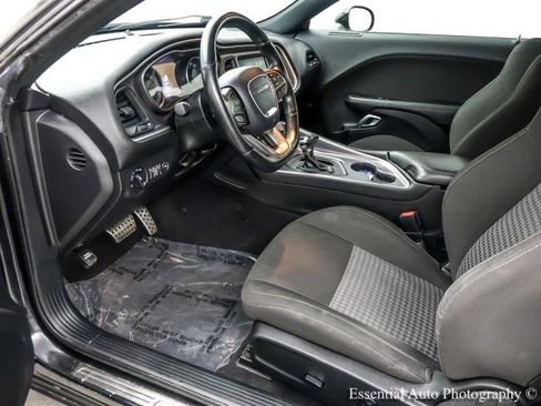 Used 2020 Dodge Challenger R/T Scat Pack w/ Dynamics Package image 12