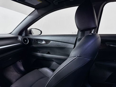 Used 2024 Kia Forte GT-Line w/ GT-Line Premium Package image 25