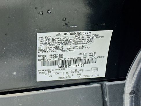 Used 2013 Ford Taurus SEL image 28