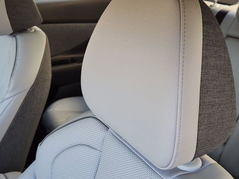 New 2026 Hyundai Elantra Limited image 12