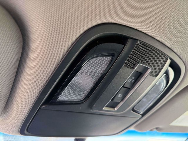 Used 2018 Kia Sorento FWD image 29