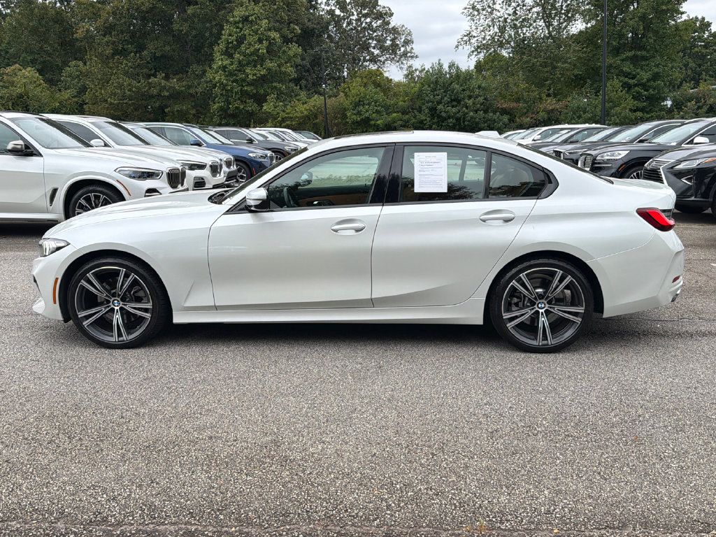 Used 2023 BMW 330i Sedan w/ Driving Assistance Package RWD image 4
