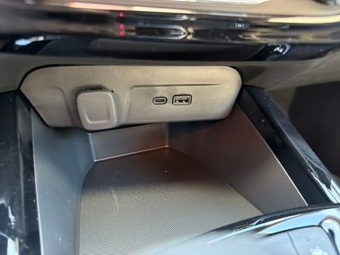 New 2026 Chevrolet Trax RS w/ Driver Confidence Package image 31