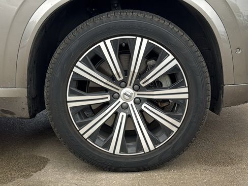 Used 2022 Volvo XC90 T8 Inscription image 31