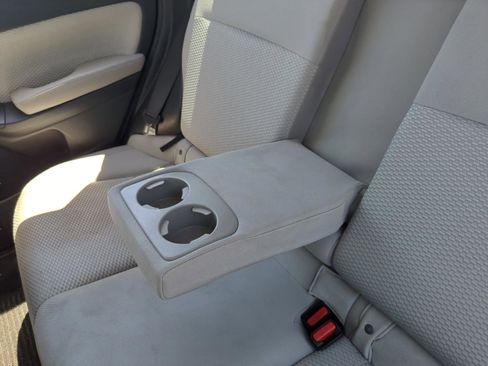 Used 2018 Subaru Forester 2.5i Premium w/ All-Weather Package image 26