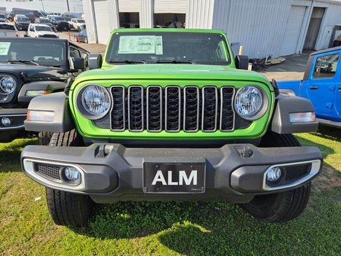 New 2026 Jeep Gladiator Sport image 15