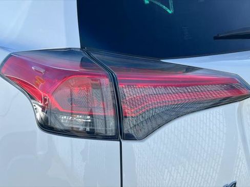 Certified 2018 Toyota RAV4 XLE image 15