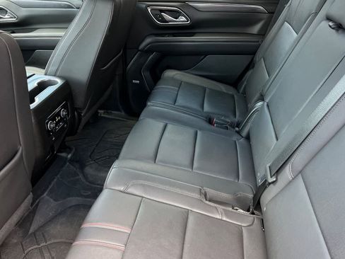 Used 2024 Chevrolet Tahoe RST w/ Luxury Package AWD/4WD image 5