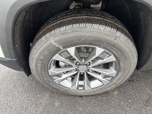 New 2026 Chevrolet Equinox LT w/ Convenience Package II image 4