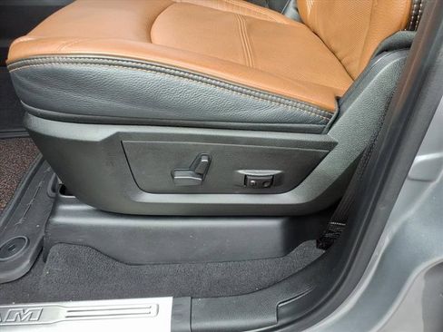 Used 2024 RAM 3500 Limited image 5