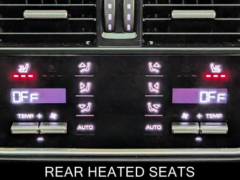 Used 2020 Porsche Cayenne Turbo image 21