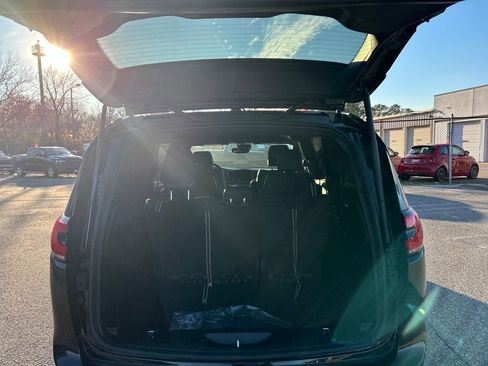 New 2026 Chrysler Pacifica Select image 27