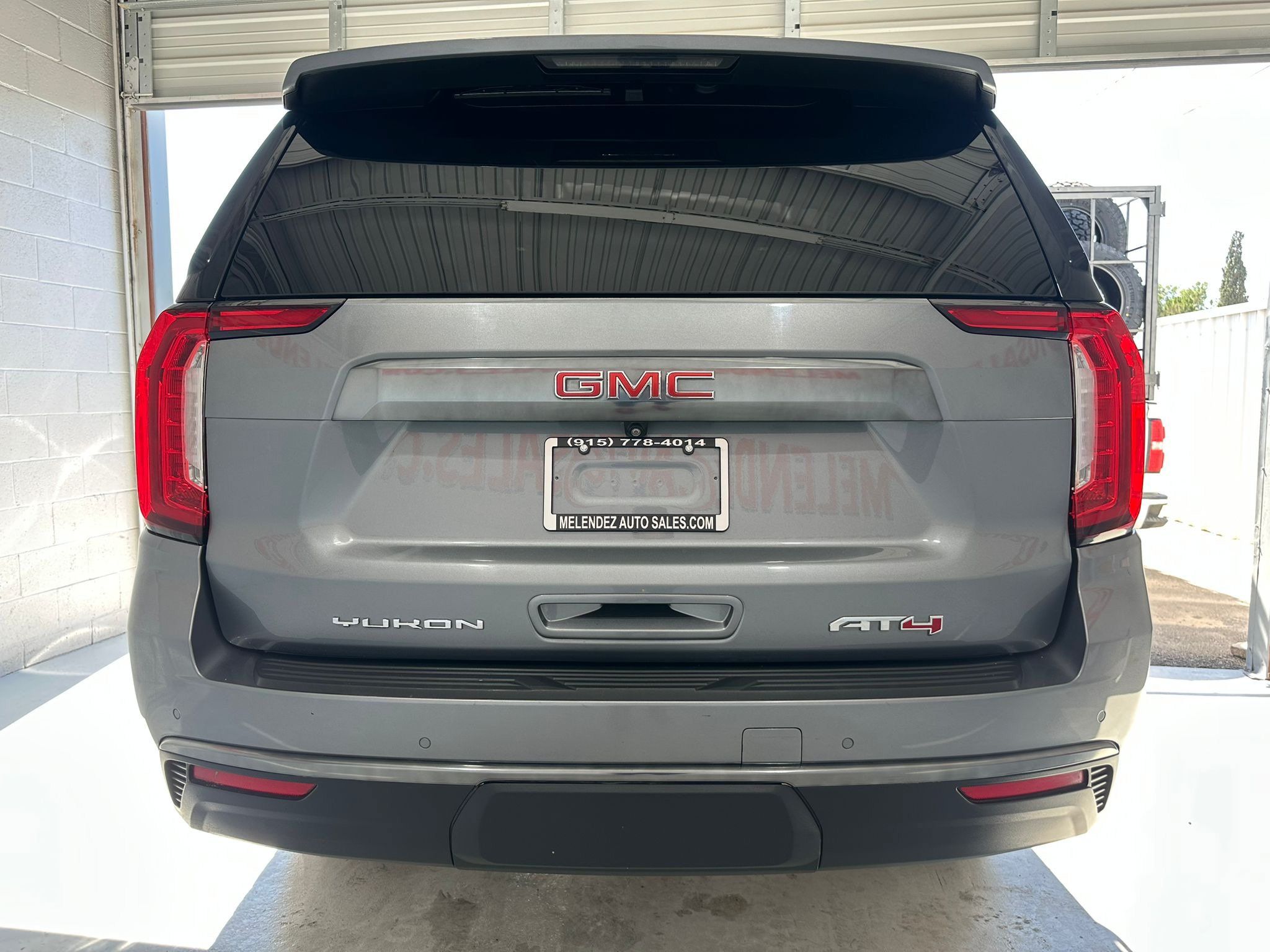 Used 2022 GMC Yukon AT4 AWD/4WD image 4