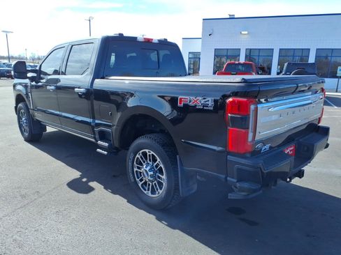 Used 2024 Ford F250 Limited w/ FX4 Off-Road Package image 3