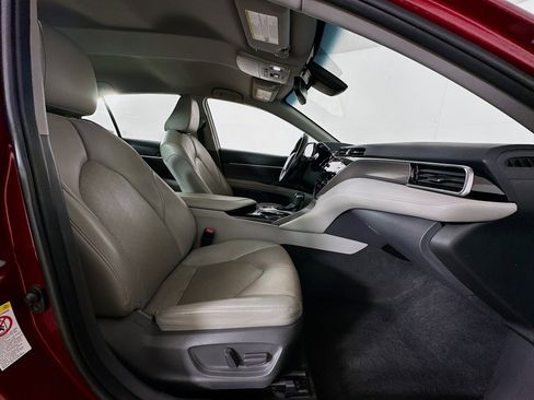 Used 2018 Toyota Camry XSE w/ Audio Package image 30