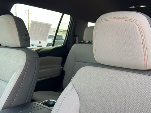 Certified 2024 Chevrolet Traverse LT image 19