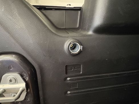 Used 2025 Jeep Wrangler Unlimited Rubicon AWD/4WD image 20