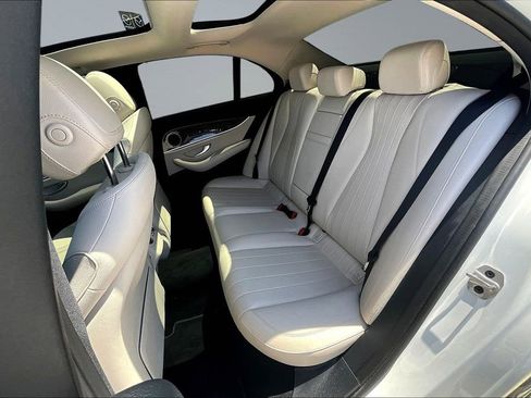 Used 2023 Mercedes-Benz E 450 4MATIC Sedan image 23
