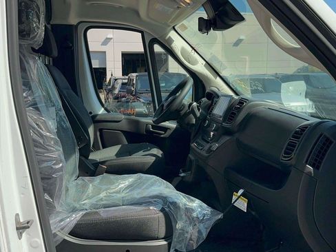 Used 2025 RAM ProMaster 1500 w/ Convenience Group image 11