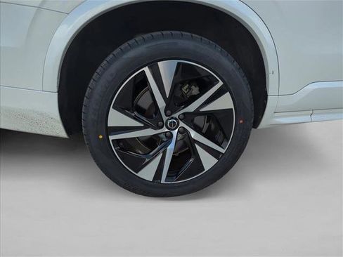 Used 2021 Volvo XC90 T8 R-Design w/ Advanced Package image 30