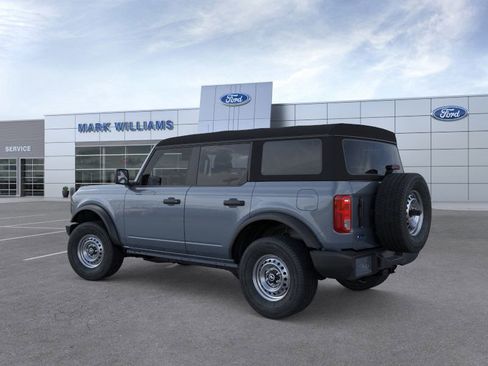 New 2025 Ford Bronco 4-Door image 4