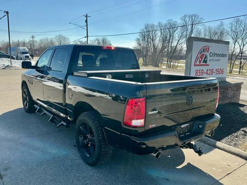Used 2016 RAM 1500 Express w/ Black Ram 1500 Express Group image 7