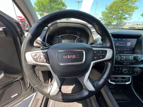 Used 2023 GMC Terrain SLT w/ Infotainment Package II AWD/4WD image 38