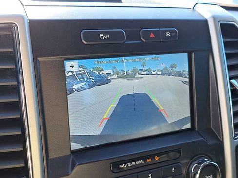 Used 2018 Ford F150 Lariat image 23