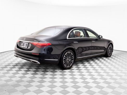 Certified 2025 Mercedes-Benz S 500 4MATIC image 6