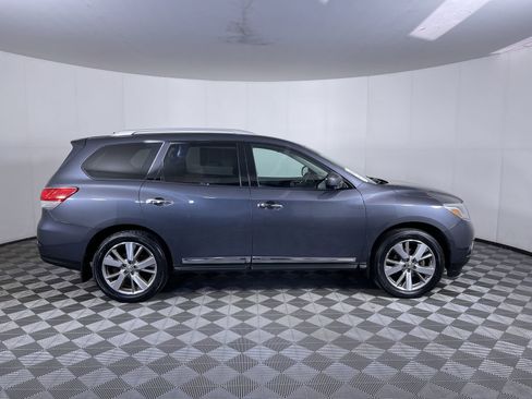Used 2013 Nissan Pathfinder Platinum w/ Platinum Premium Pkg image 10