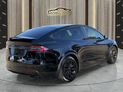 Used 2018 Tesla Model X P100D image 6