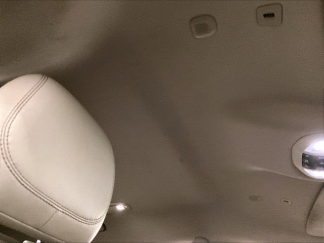 Used 2019 Chrysler Pacifica Touring-L Plus w/ Tire & Wheel Group FWD image 22