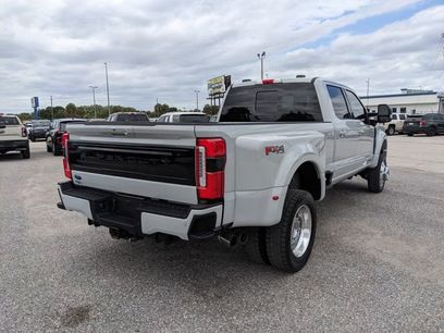 Certified 2025 Ford F450 Platinum w/ FX4 Off-Road Package