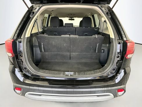 Used 2020 Mitsubishi Outlander SE AWD/4WD image 23