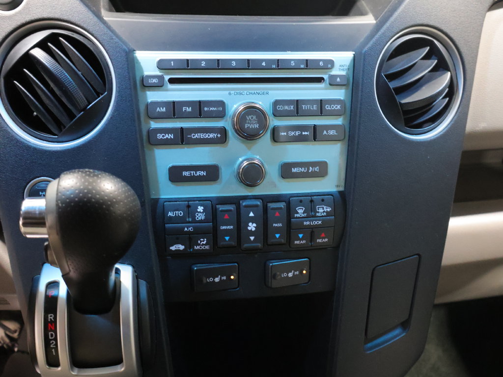 Used 2010 Honda Pilot EX-L image 25