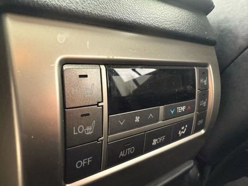 Used 2018 Lexus GX 460 Premium w/ Premium Package image 15