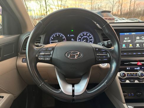 Used 2019 Hyundai Elantra Value Edition image 21