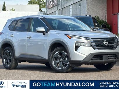 Used 2025 Nissan Rogue SV
