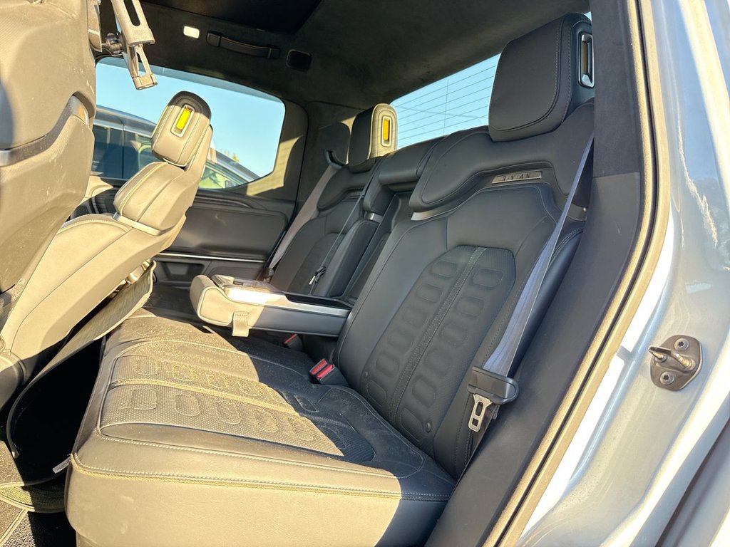 Used 2024 Rivian R1T Adventure Dual AWD/4WD image 16