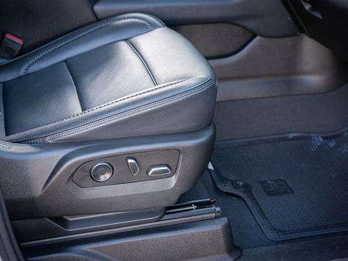 Used 2021 GMC Yukon XL Denali image 38