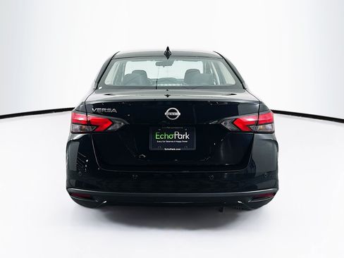 Used 2025 Nissan Versa SV FWD image 7
