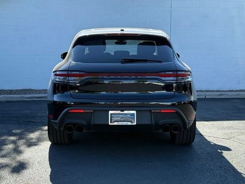 Used 2025 Porsche Macan AWD/4WD image 11