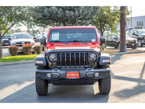 Used 2022 Jeep Wrangler Sport AWD/4WD image 3