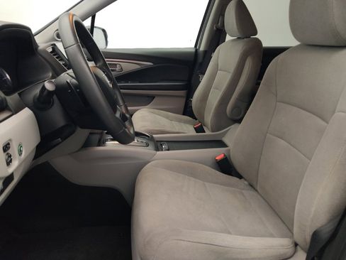 Used 2021 Honda Pilot EX image 17
