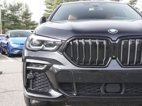 Used 2023 BMW X6 xDrive40i w/ M Sport Package image 18