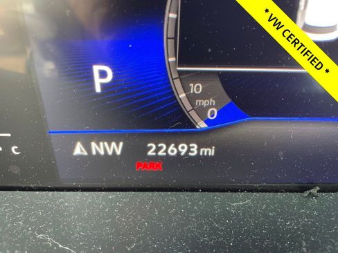 Used 2023 Volkswagen Tiguan SE R-Line AWD/4WD image 30