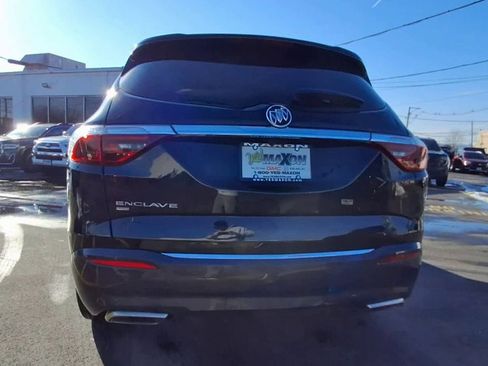 Used 2023 Buick Enclave Premium w/ Experience Buick Package image 3